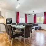 Three-bedroom In Daire *