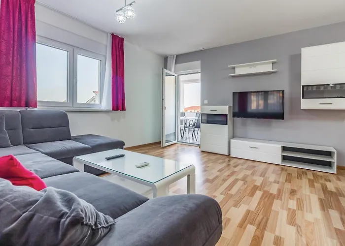 Lejlighed Three-bedroom In
